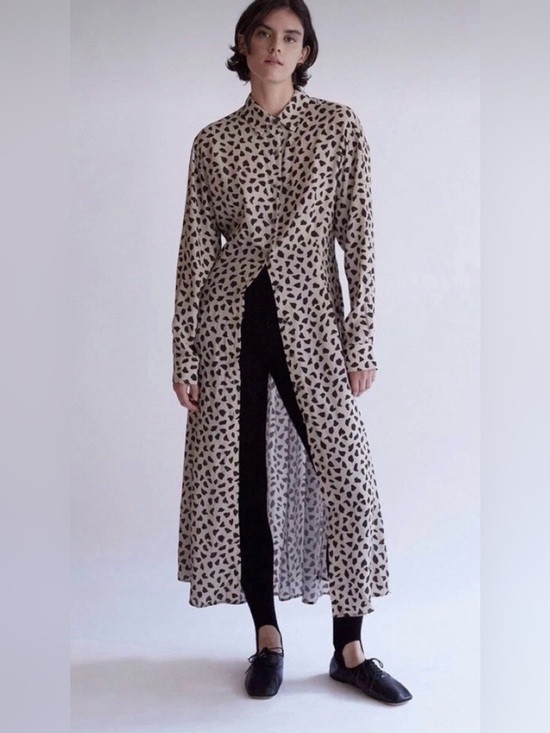Thakoon Dresses & Skirts - Thakoon Beige Shirt Dress with Black Abstract Spot Print Size 6